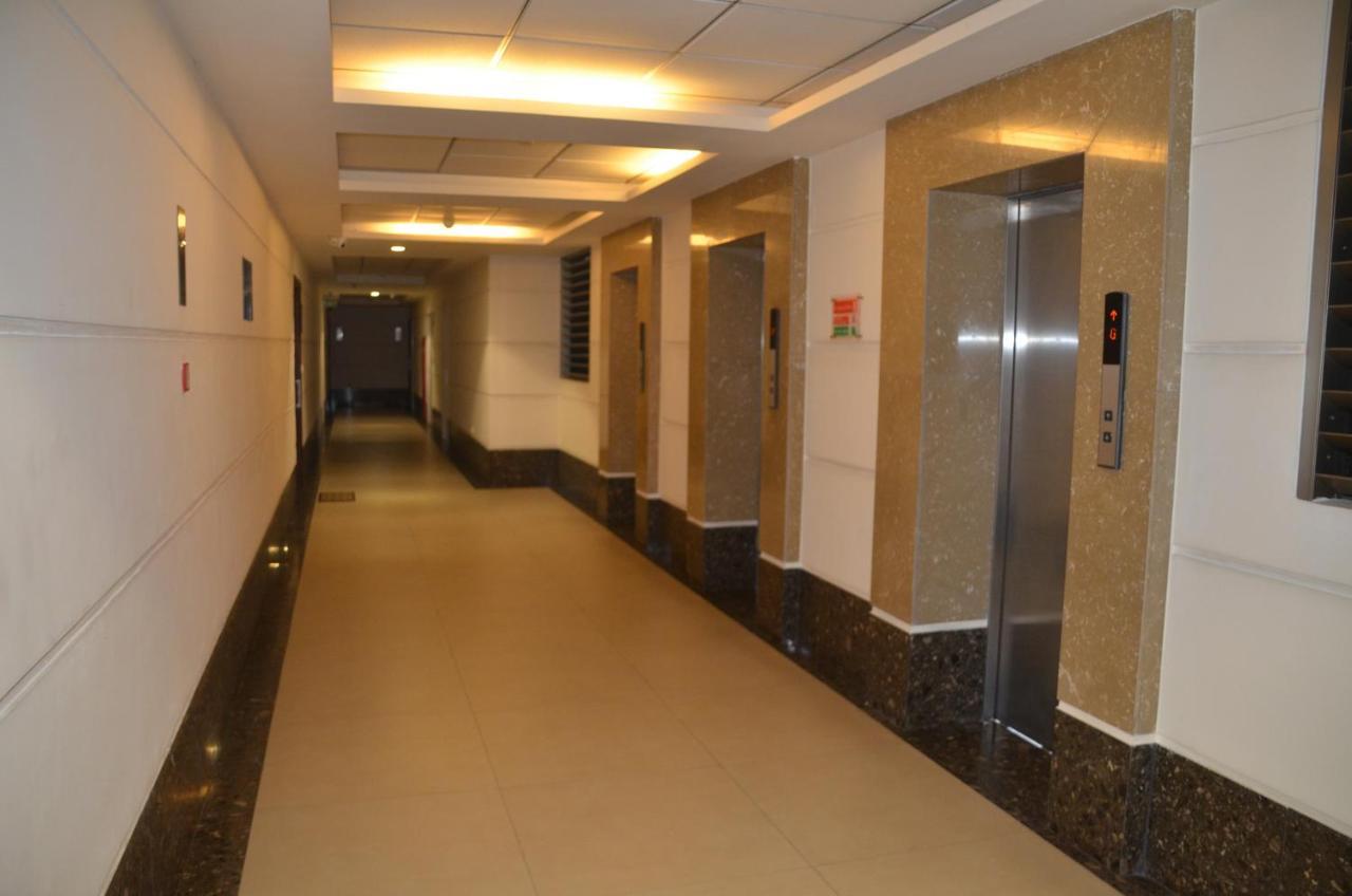 Atrium - Iconic Apartment Sri Jayewardenepura Kotte Exterior photo
