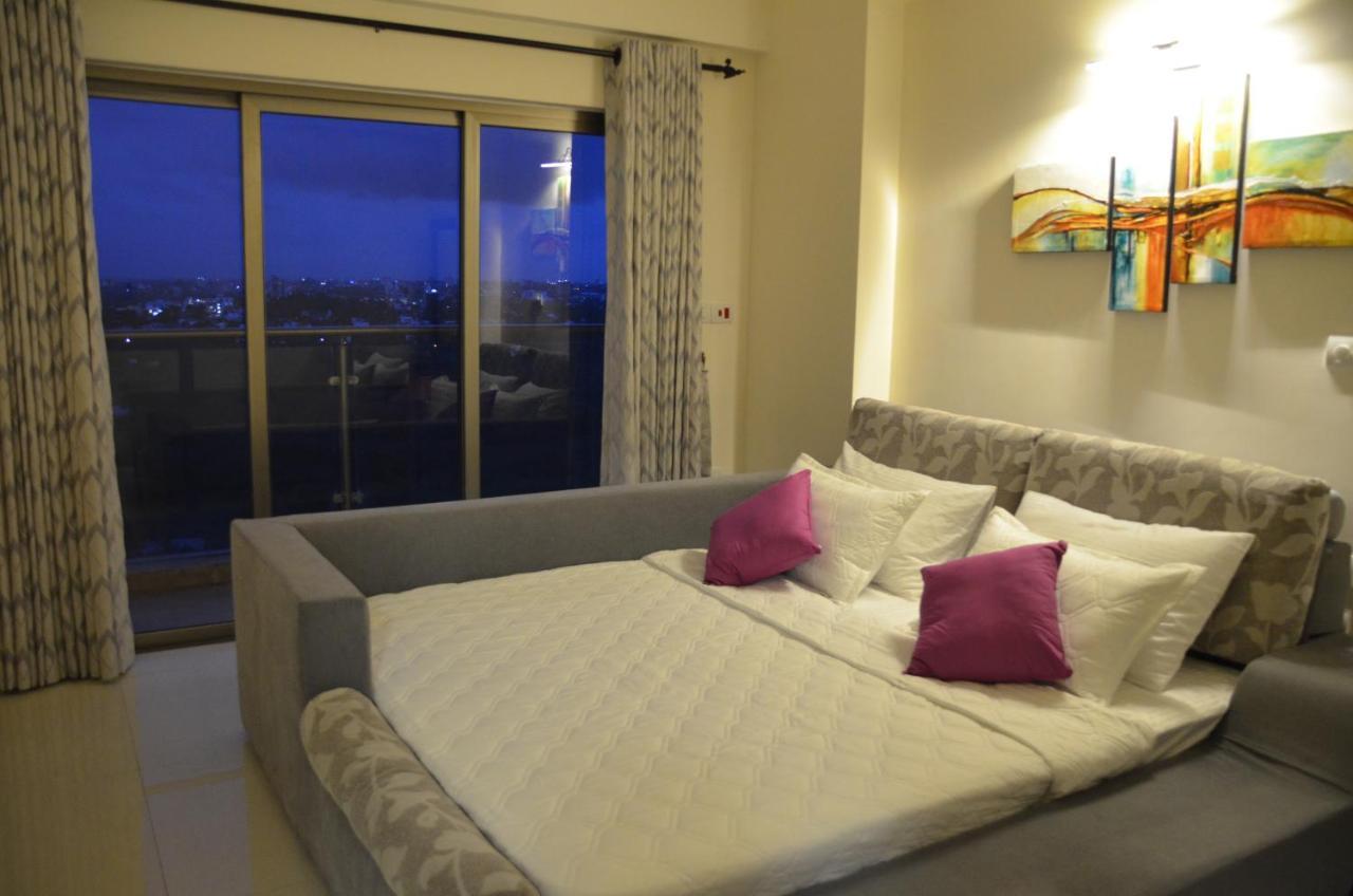 Atrium - Iconic Apartment Sri Jayewardenepura Kotte Exterior photo